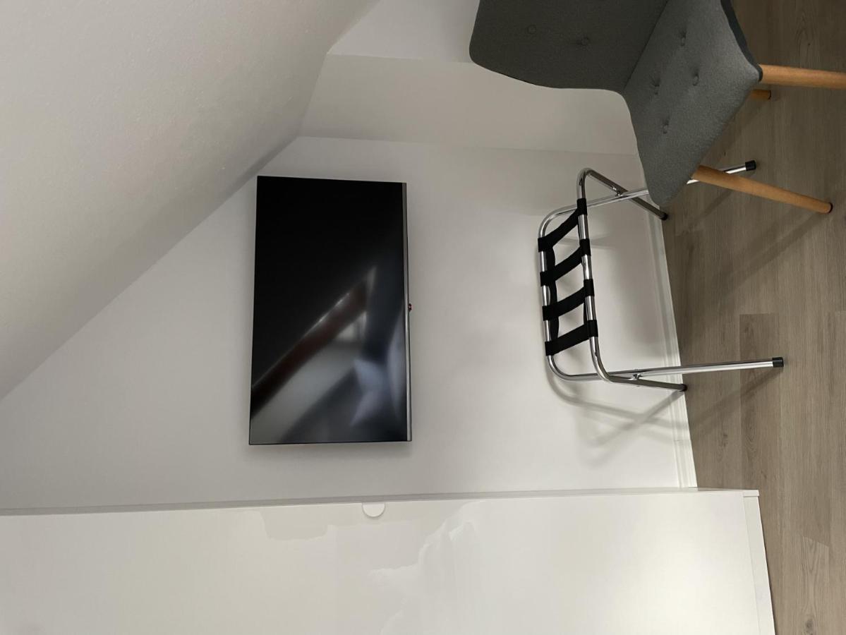 H&H Apartment Im Herzen Von Greifswald Zentral In Der Langen Reihe エクステリア 写真