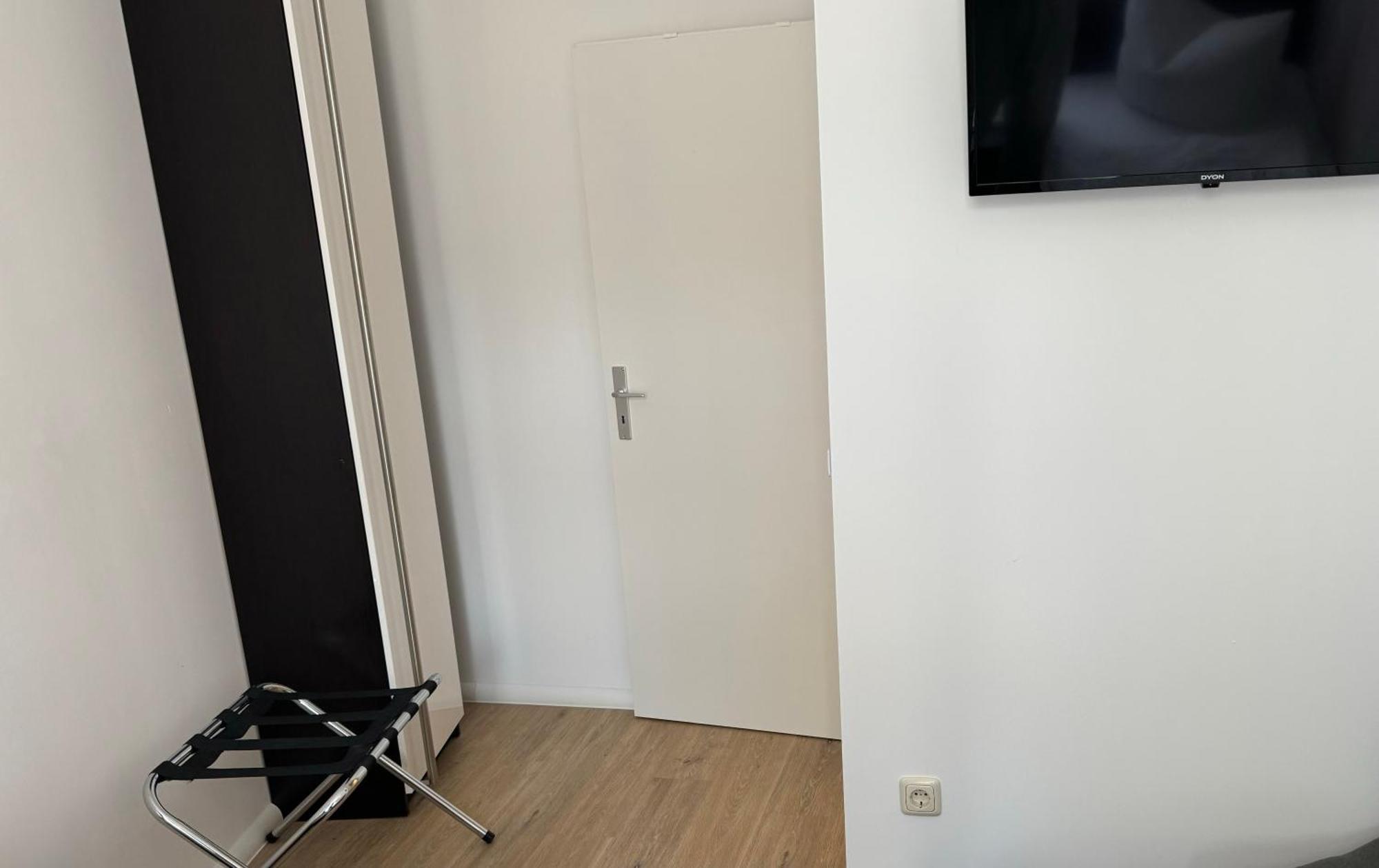 H&H Apartment Im Herzen Von Greifswald Zentral In Der Langen Reihe エクステリア 写真