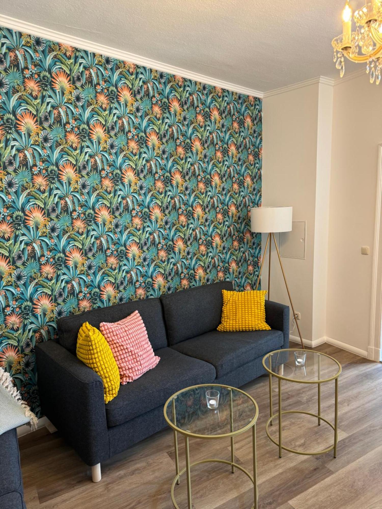 H&H Apartment Im Herzen Von Greifswald Zentral In Der Langen Reihe エクステリア 写真