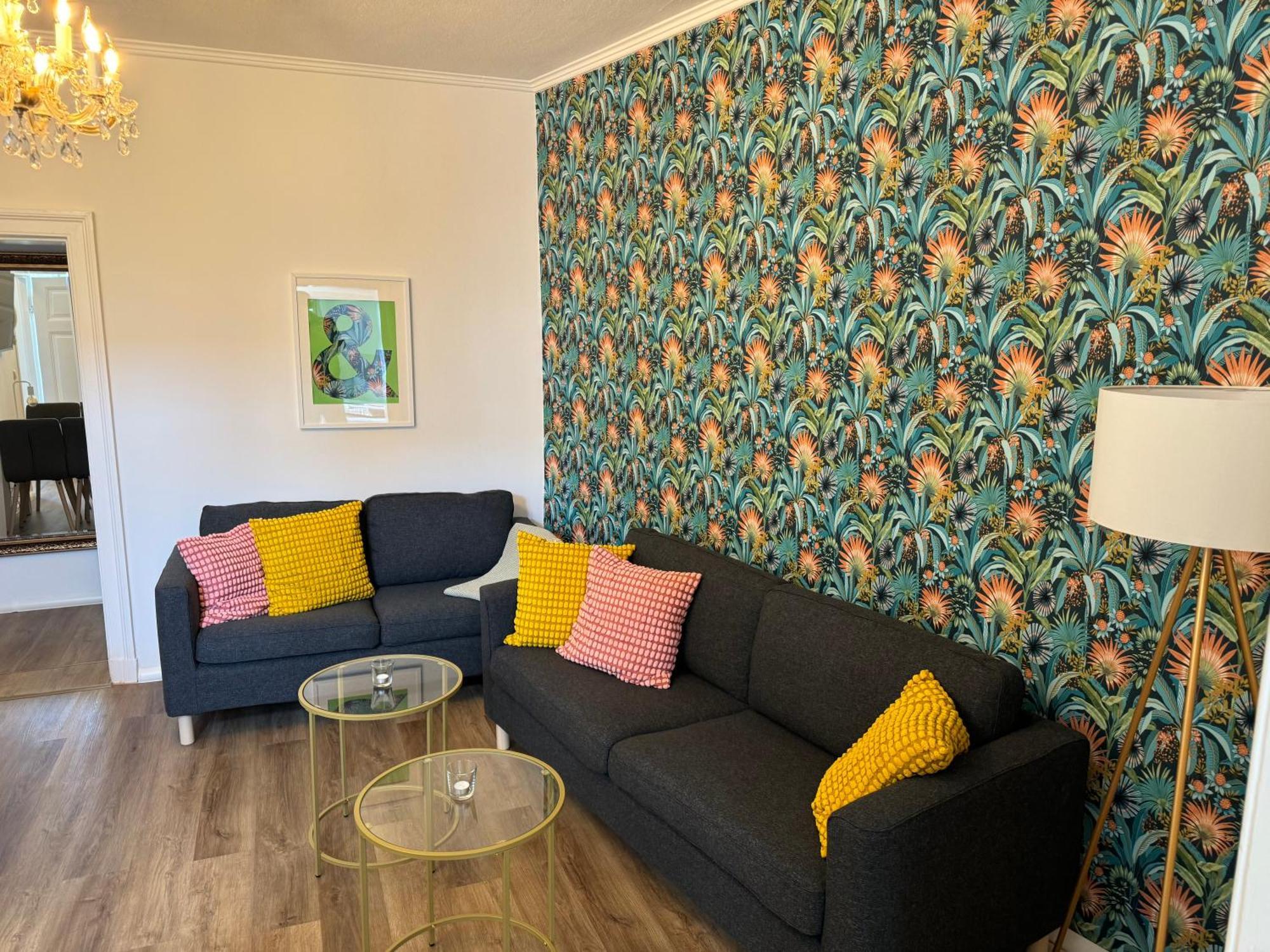 H&H Apartment Im Herzen Von Greifswald Zentral In Der Langen Reihe エクステリア 写真